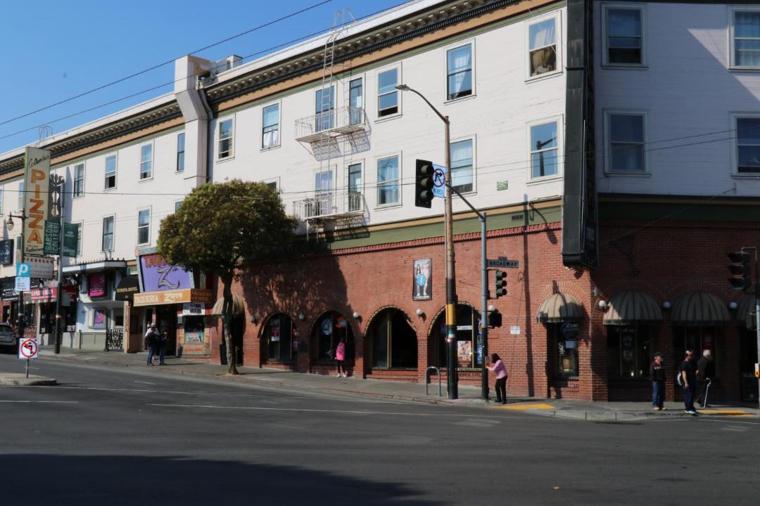 Photo of Others in Telegraph Hill