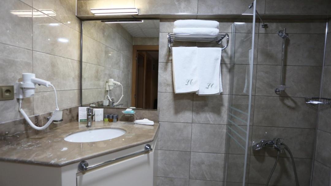 Photo of Bathroom in Konak
