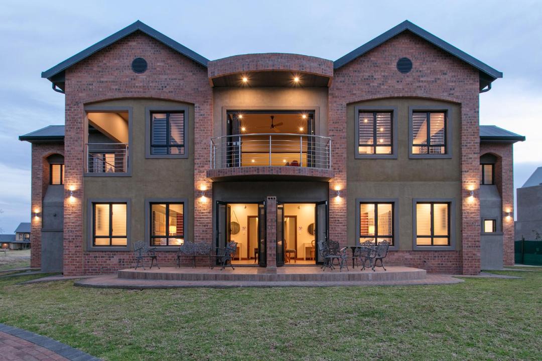Photo of Buildings in Parys