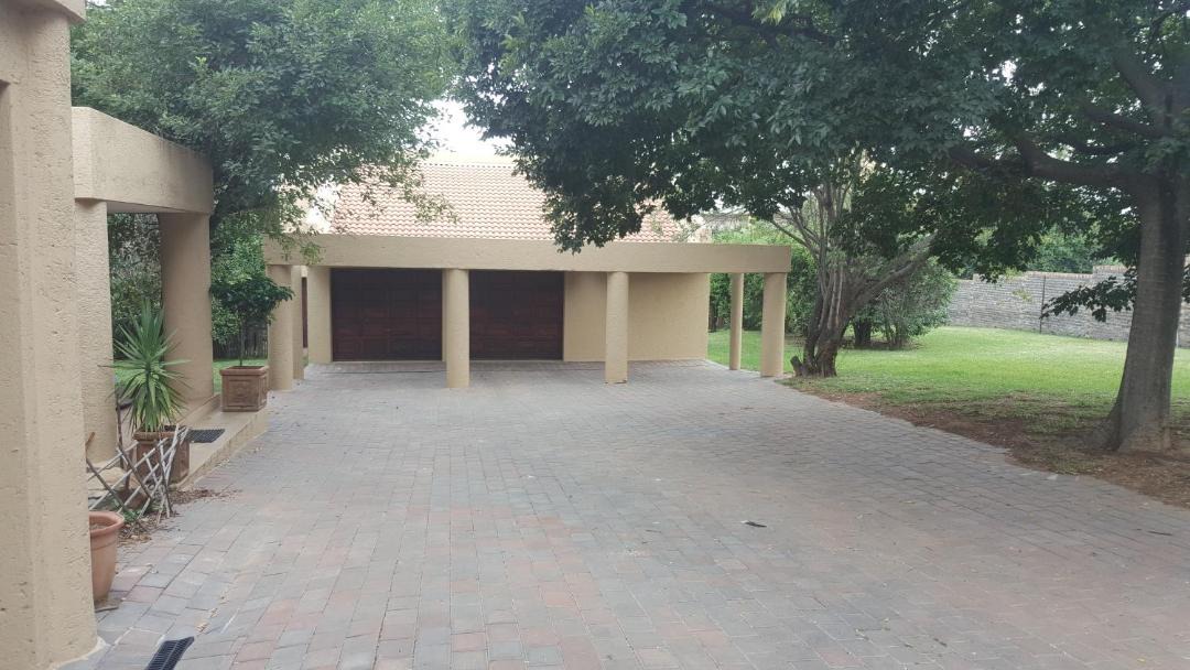 Photo of Buildings in Greater Johannesburg Metropolitan Area