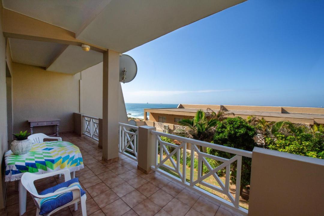 Photo of Patio Balcony in Selection Beach
