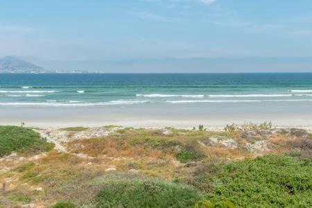 Photo of Others in Lagoon Beach