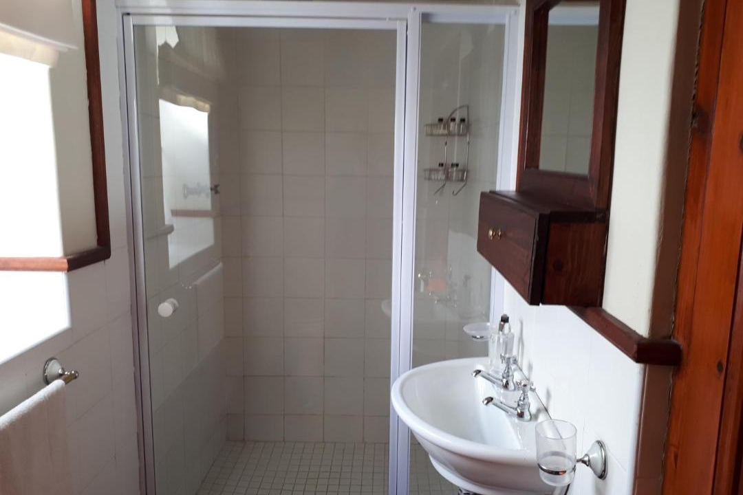 Photo of Bathroom in Graaff-Reinet