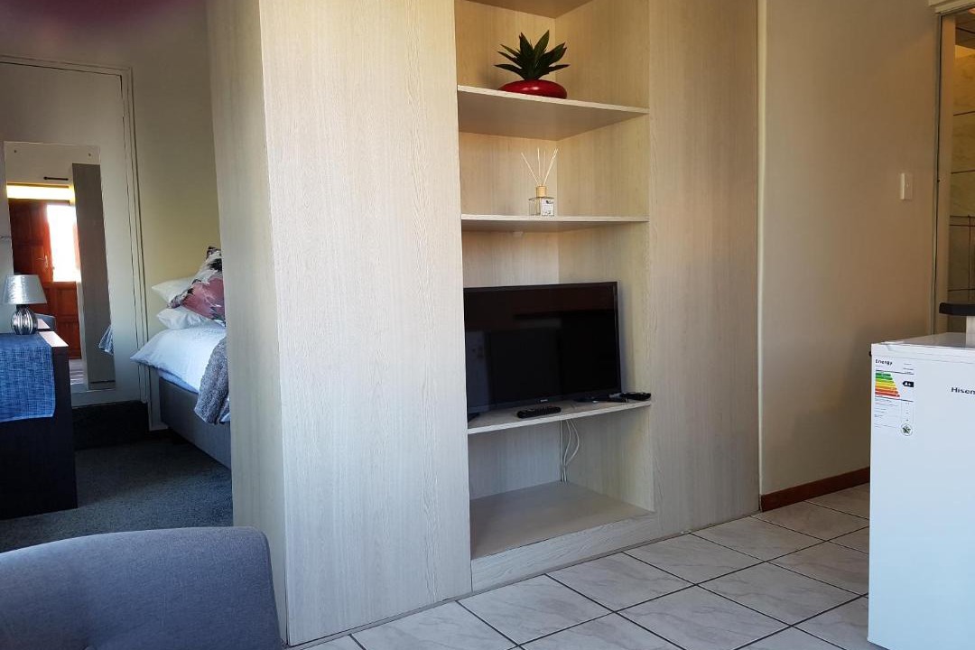 Photo of Others in Vredenburg