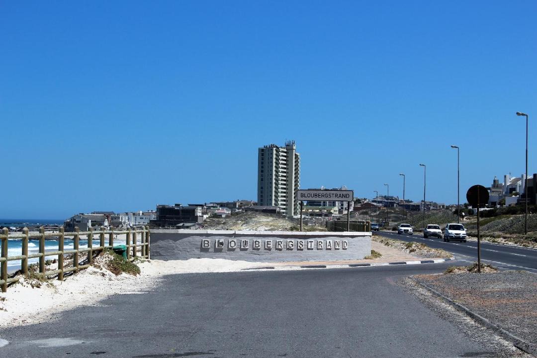 Photo of Others in Bloubergstrand