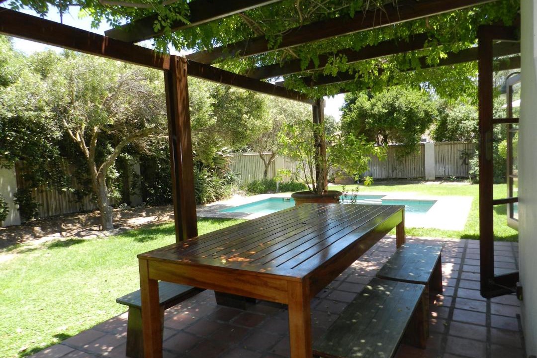 Photo of Patio Balcony in Sunset Beach
