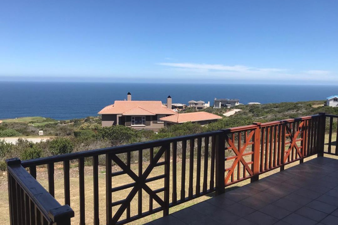 Photo of Others in Pinnacle Point