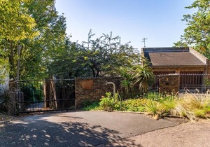 Faraway Lodge B&B