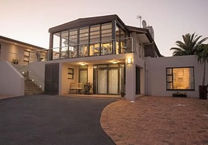 Four Palms Accommodation