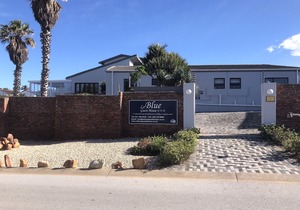 Le Blue Guesthouse