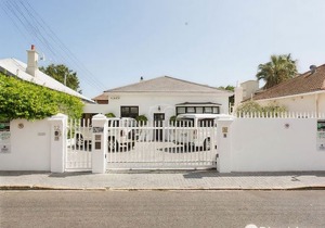 Antrim Villa