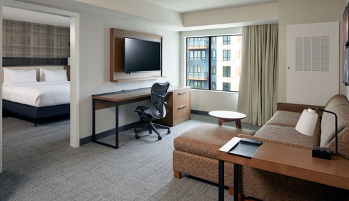 Suite, 1 Bedroom, City View