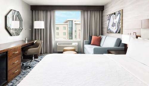 Room, 1 King Bed, Accessible, Non Smoking (Hearing Accessible)