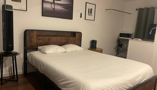 Room, 1 King Bed, Non Smoking