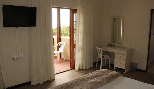 Deluxe King Rooms