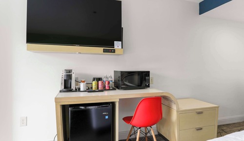 Room, 1 King Bed, Accessible