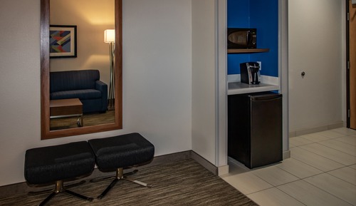 Suite, 1 King Bed