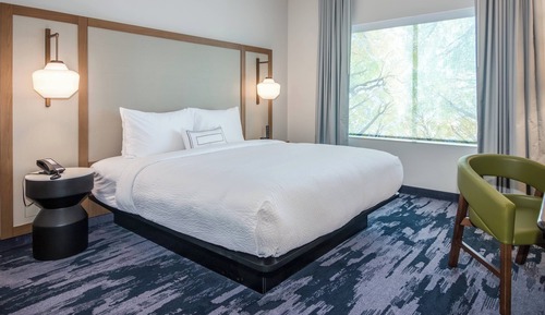 Room, 1 King Bed (Mobility Accessible, Roll-In Shower)