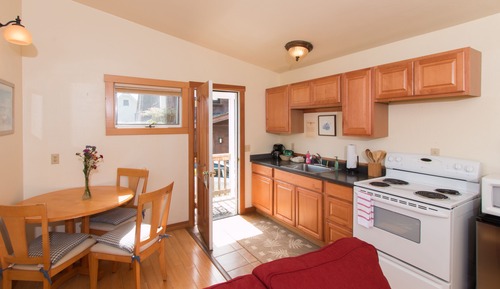 Premium Cottage, Kitchen (Flower Cottage)