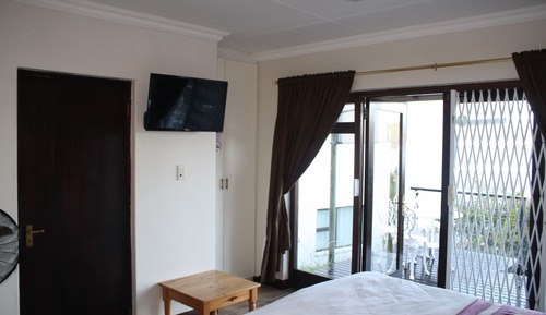 Room, Lagoon View (Self-catering)