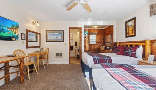 Room 3, 2 Doubles, pet friendly