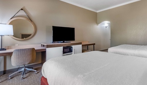 Room, 2 Queen Beds, Balcony