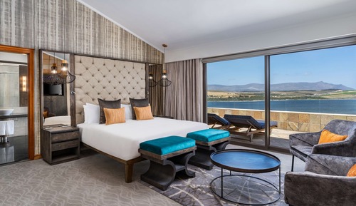Presidential Suite with Lagoon View