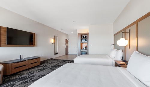 Suite, Multiple Beds, Partial Ocean View