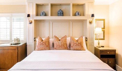Deluxe Room, 1 King Bed