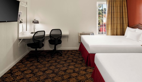 Double Bed - Non Smoking 