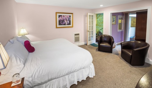 03-Cut glass suite