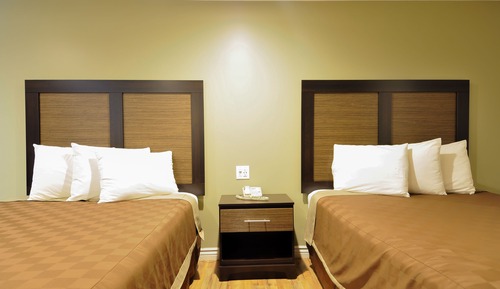 Quadruple Room, 2 Queen Beds, Accessible