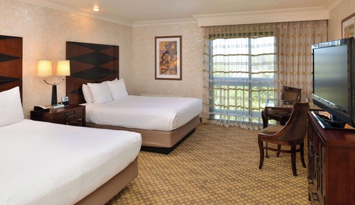 Standard Room, 2 Queen Beds, Non Smoking, Refrigerator