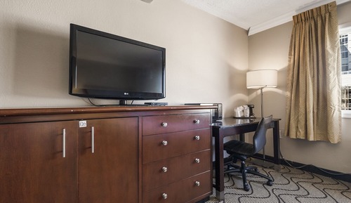 Standard Room, 1 King Bed (King)