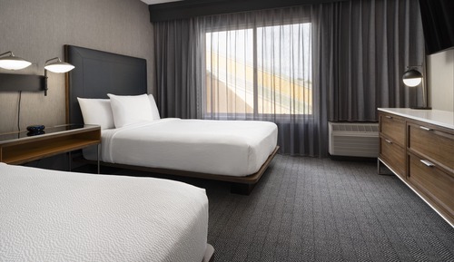 Suite, 2 Double Beds (Mobility Accessible, Tub)