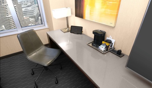 View 2 Beds Mobility/Hearing Access Tub