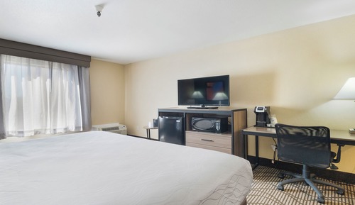 Suite, 1 King Bed, Non Smoking (with Sofabed)