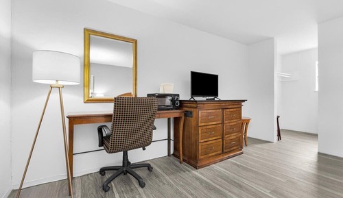 Room, 2 Queen Beds, Mobility Accessible, Non Smoking