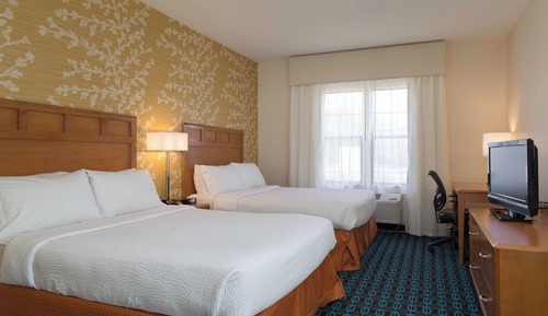 Room, 2 Queen Beds (Mobility/Hearing Access, Roll-in Shwr)