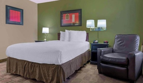 Room, 1 Queen Bed, Non Smoking (Kitchen)