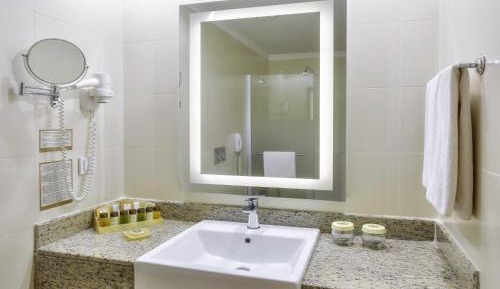 Double or Twin Room with Sea View