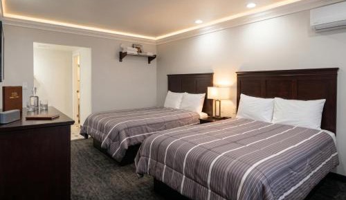 2 Queen Beds Non-Smoking