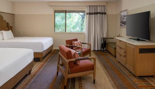 Junior Suite with Garden View