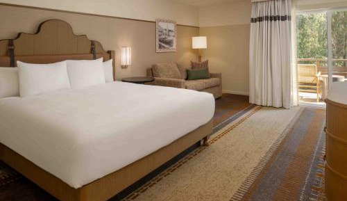 Junior Suite with Balcony