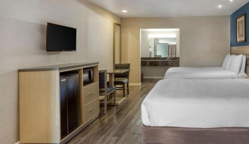 Queen Room with Two Queen Beds with Sofa Bed