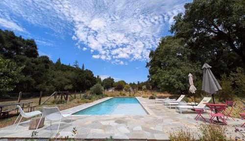 Three-Bedroom Vacation Home 