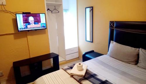 Standard Double Suite