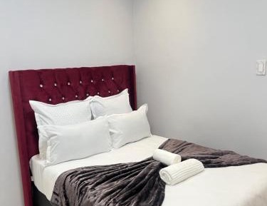 Deluxe Double Room with Shower