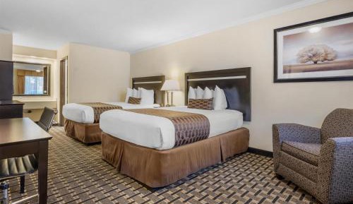 Two Queen Bed Room with Spa Bath