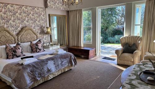 Superior King Suite
